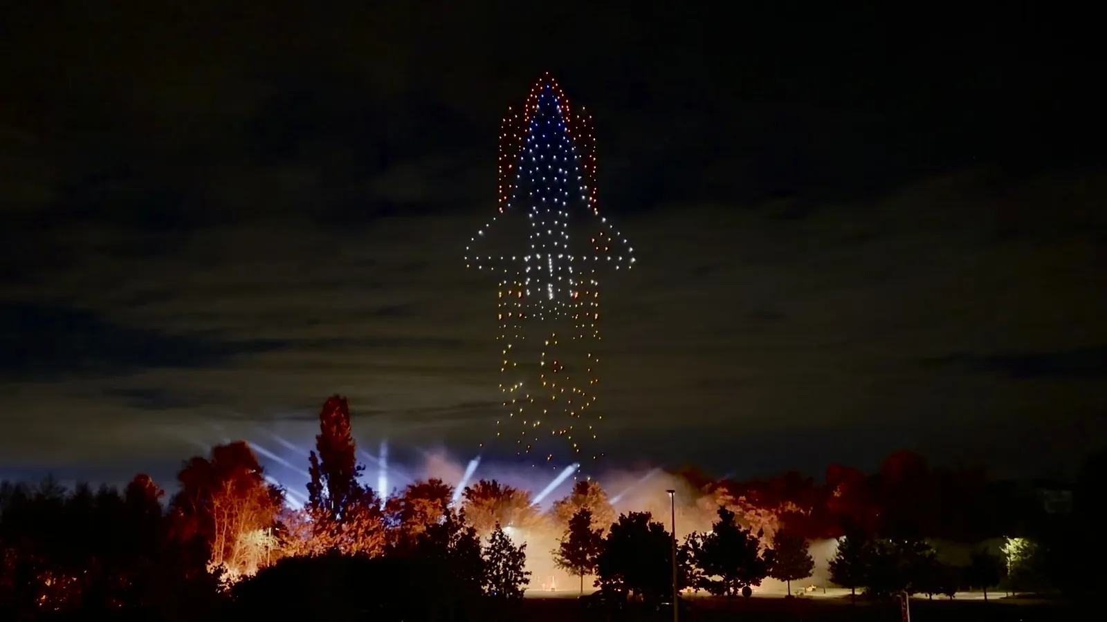 Aerora drone show: a space shuttle launch